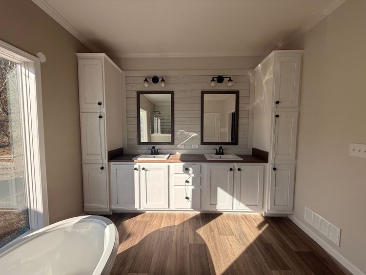 Southern Charm  (DEL & Installed)