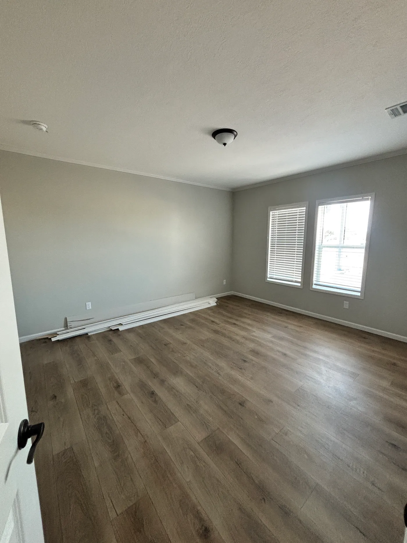 Spacious guest bedroom