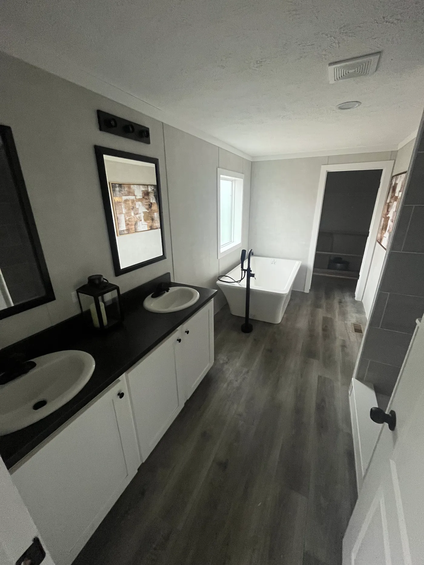 Beautiful tub