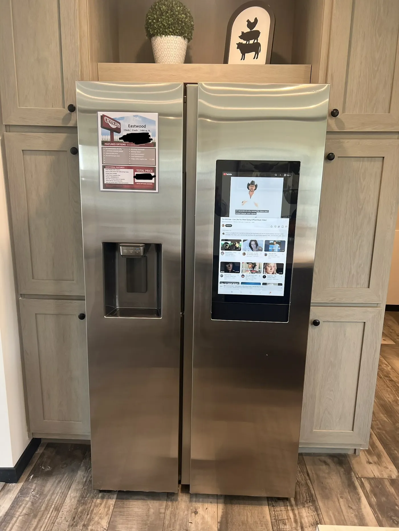 Touch screen Fridge HURRY while supplies last.