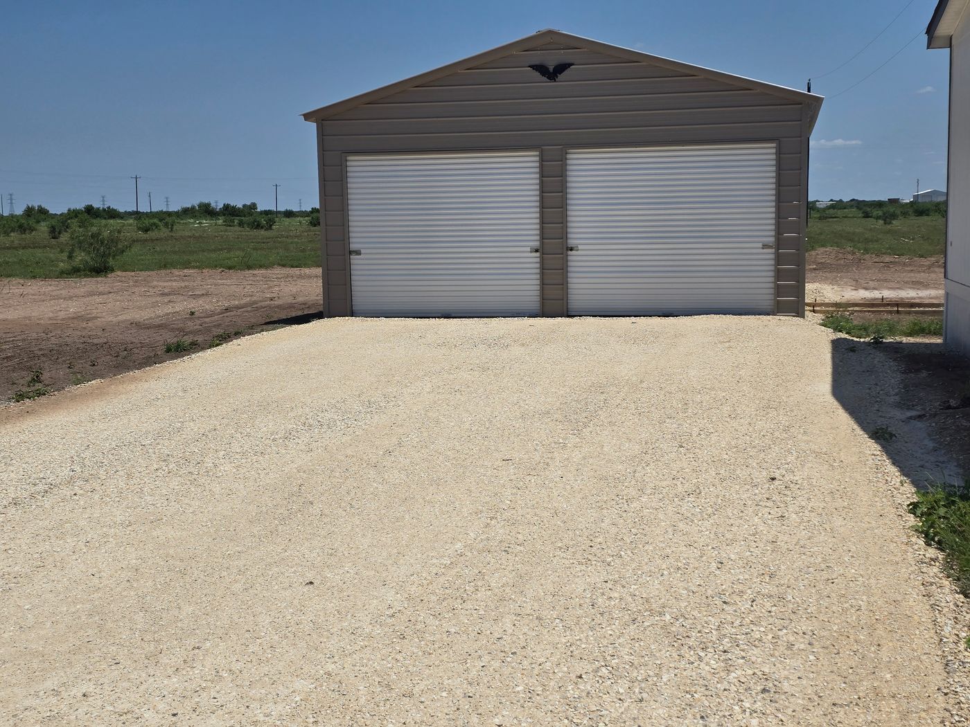 2 Car Garage, Wired with working Electric