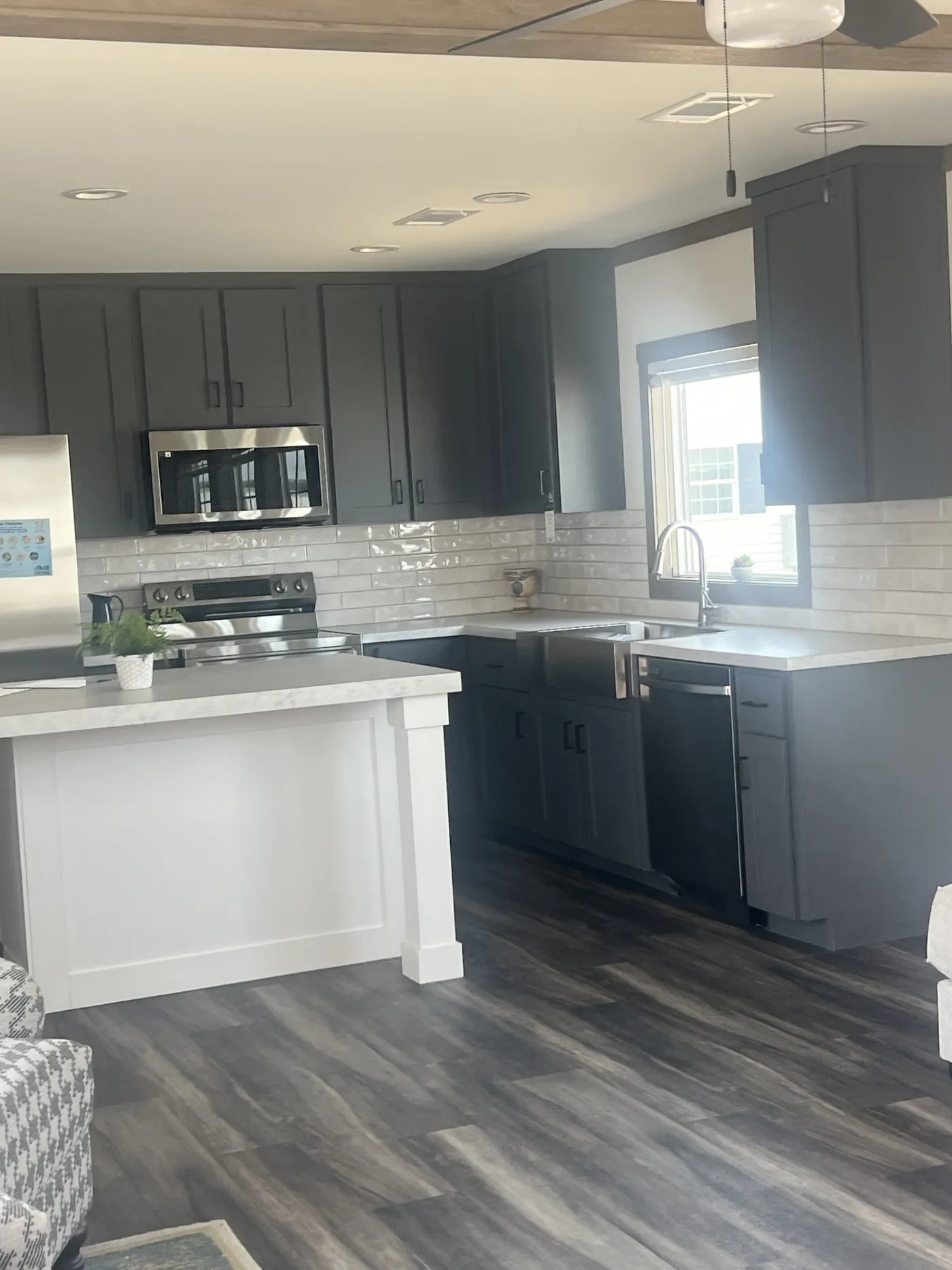 open lay out with large Island!