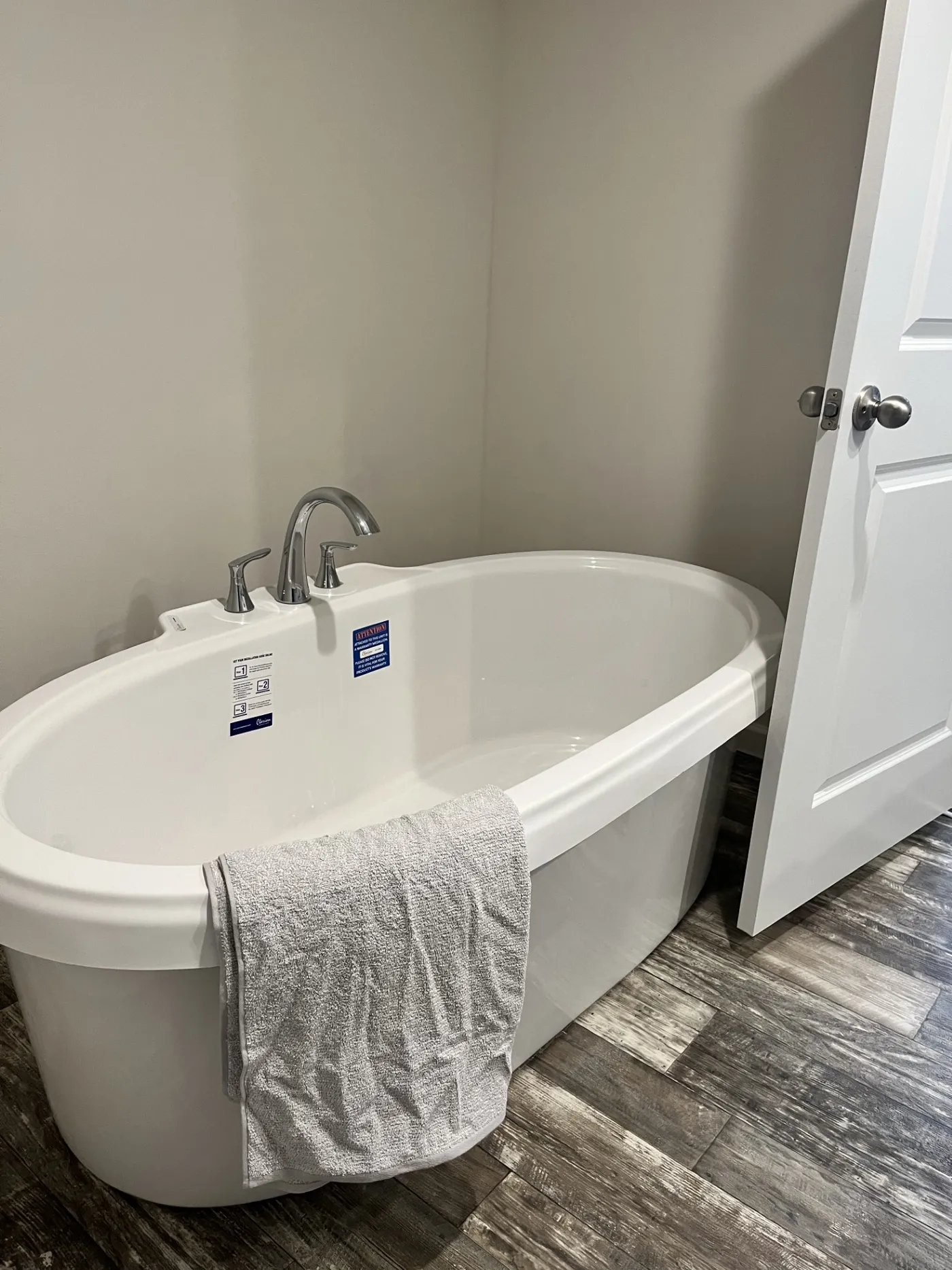 Master Bathroom With Soaker Tub