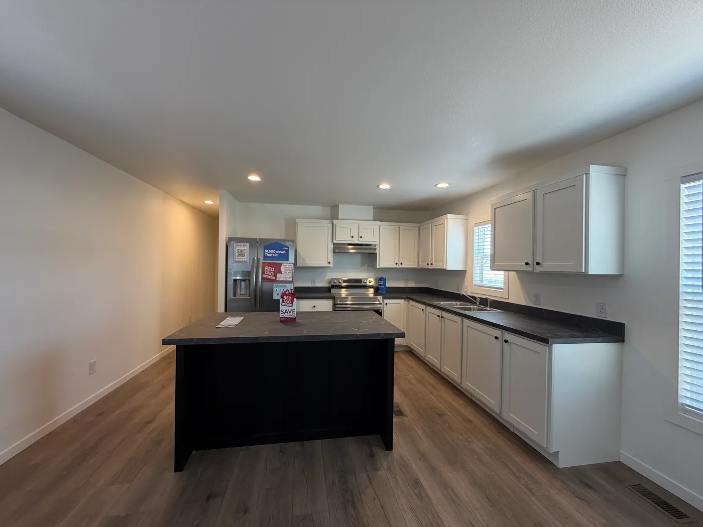 So much kitchen space!