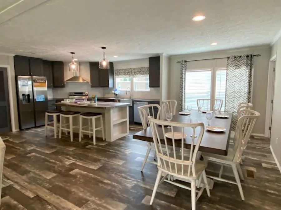 Amazing kitchen!  Perfect!