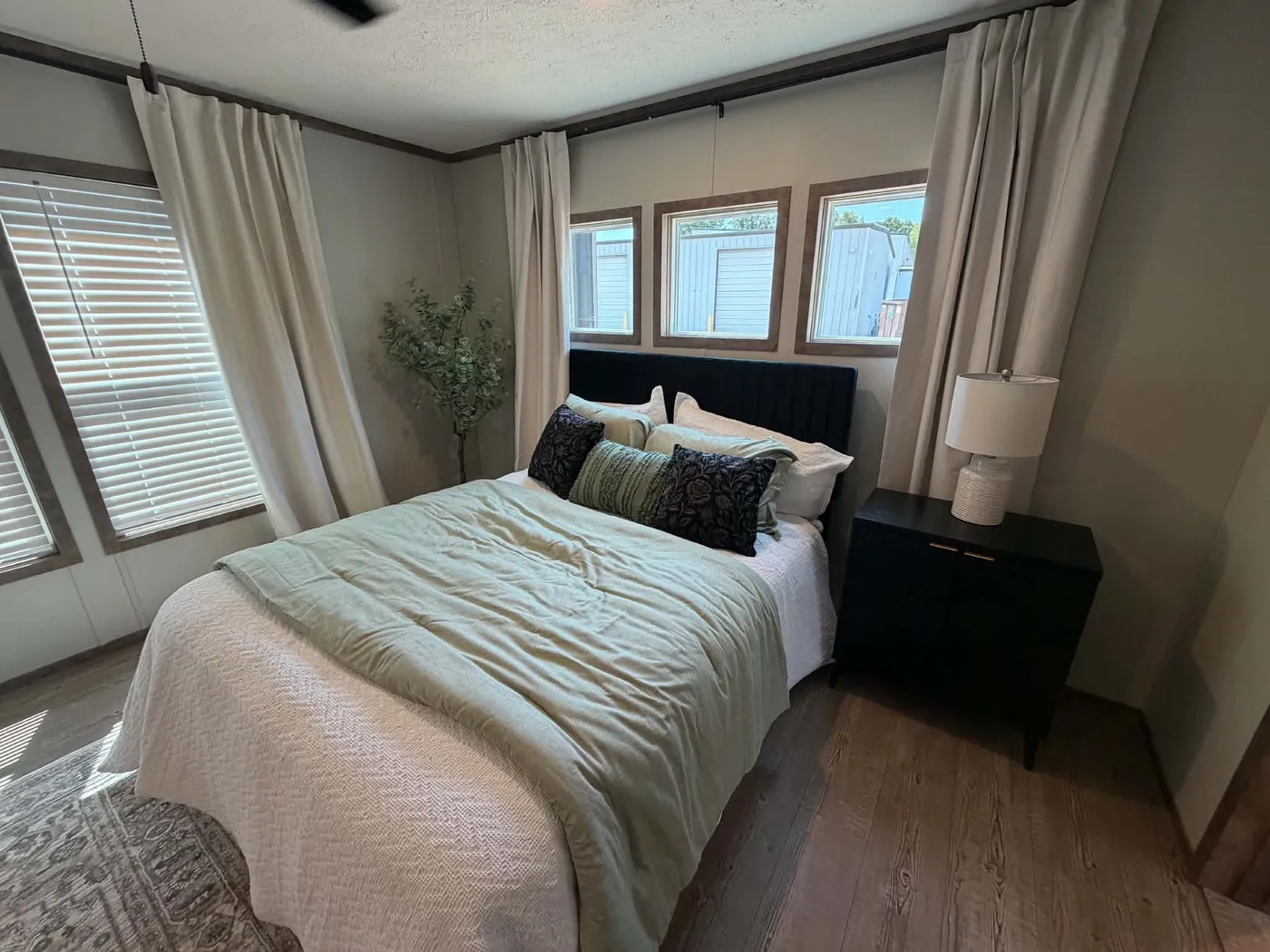 home image