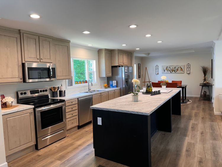 Panama! TWO Living Spaces! Huge Kitchen Island!