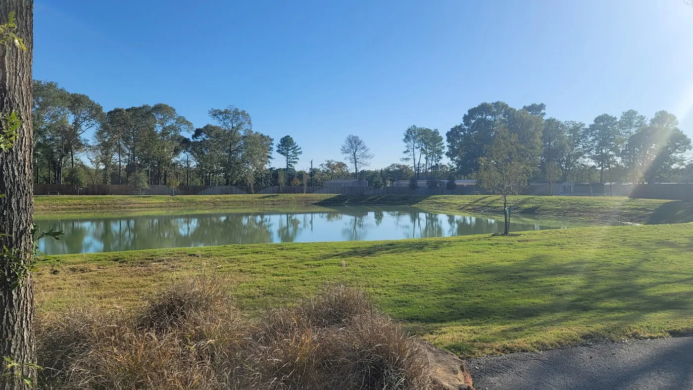 Beautiful lake just outside your front door!