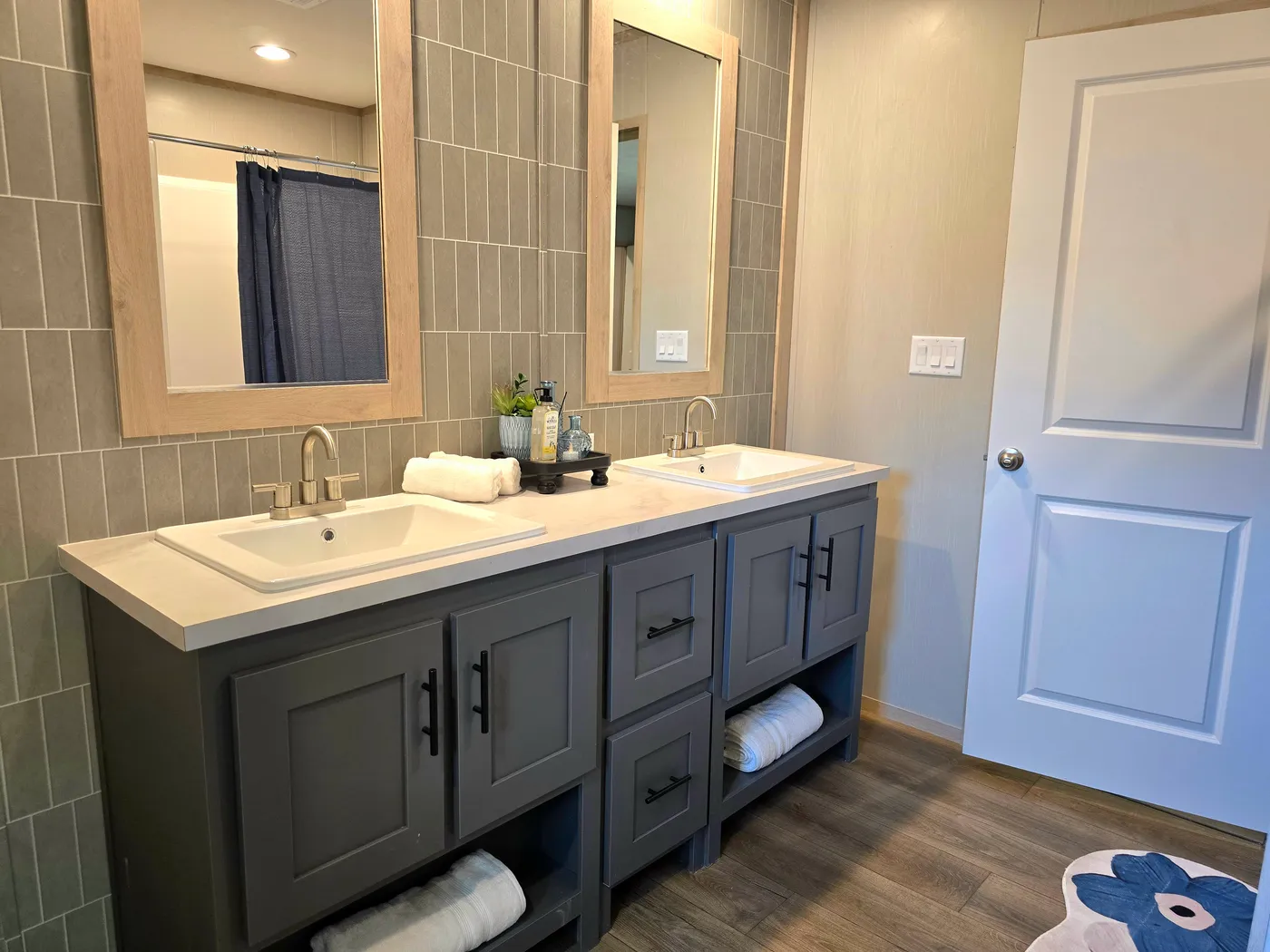 STOCK PHOTO - home for sale is same colors and does include appliances as shown but does not include furniture or decor.