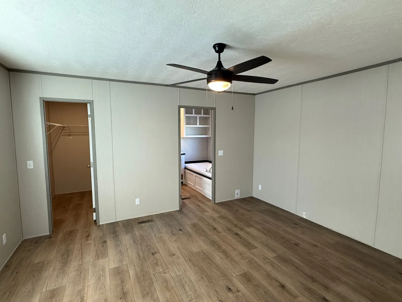 Large primary bedroom