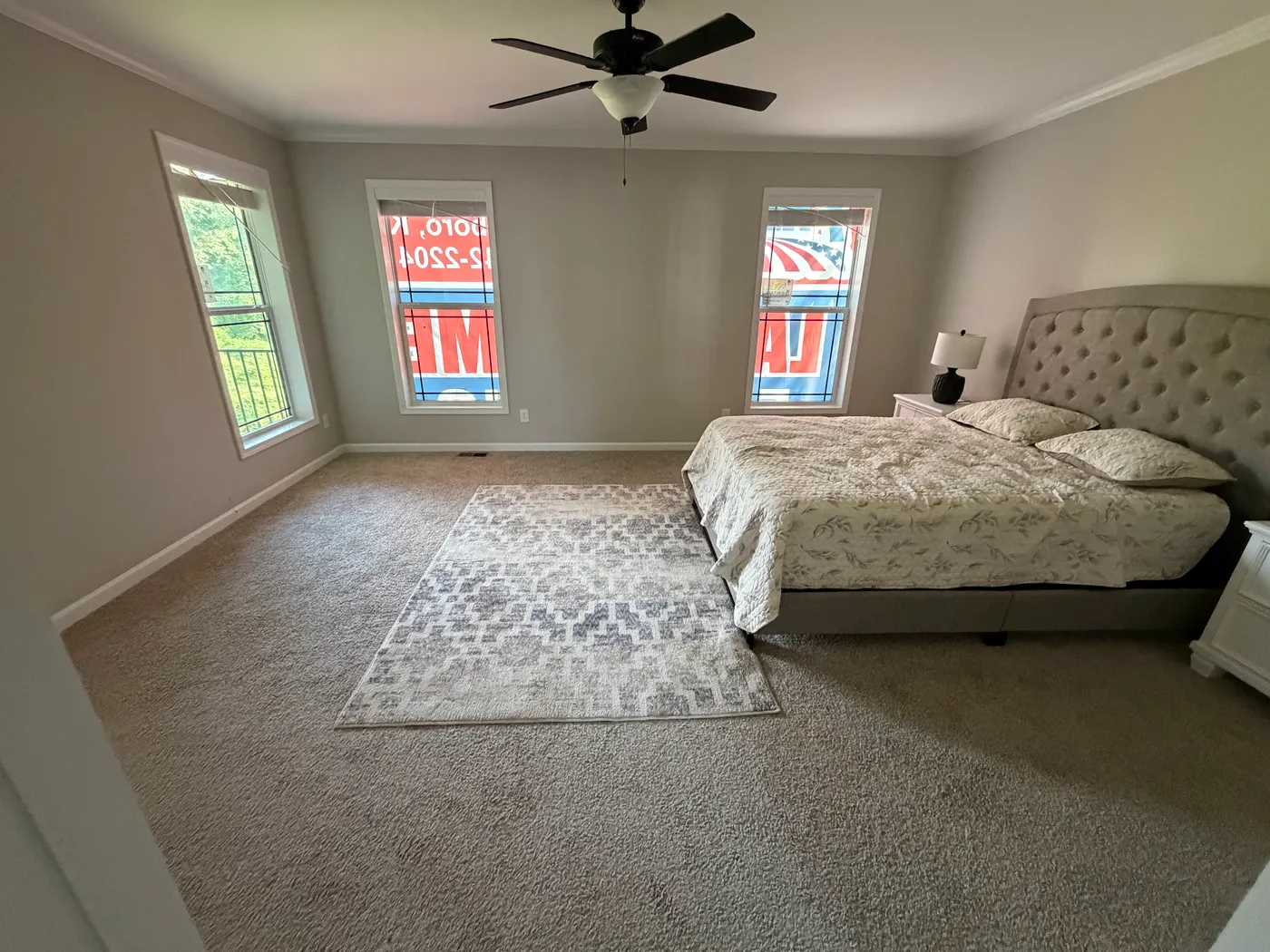 Open area - plenty of space for a King size bed.