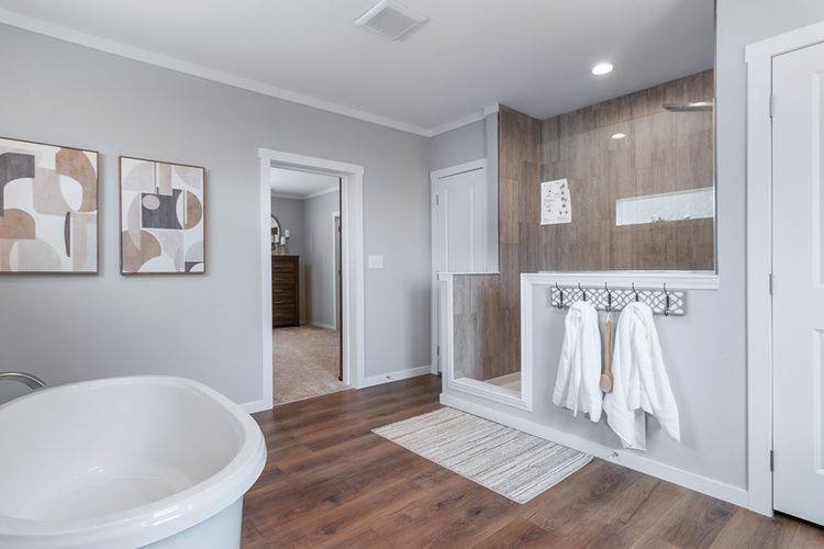 4 BED 3 Bath Tape AND Textured! 