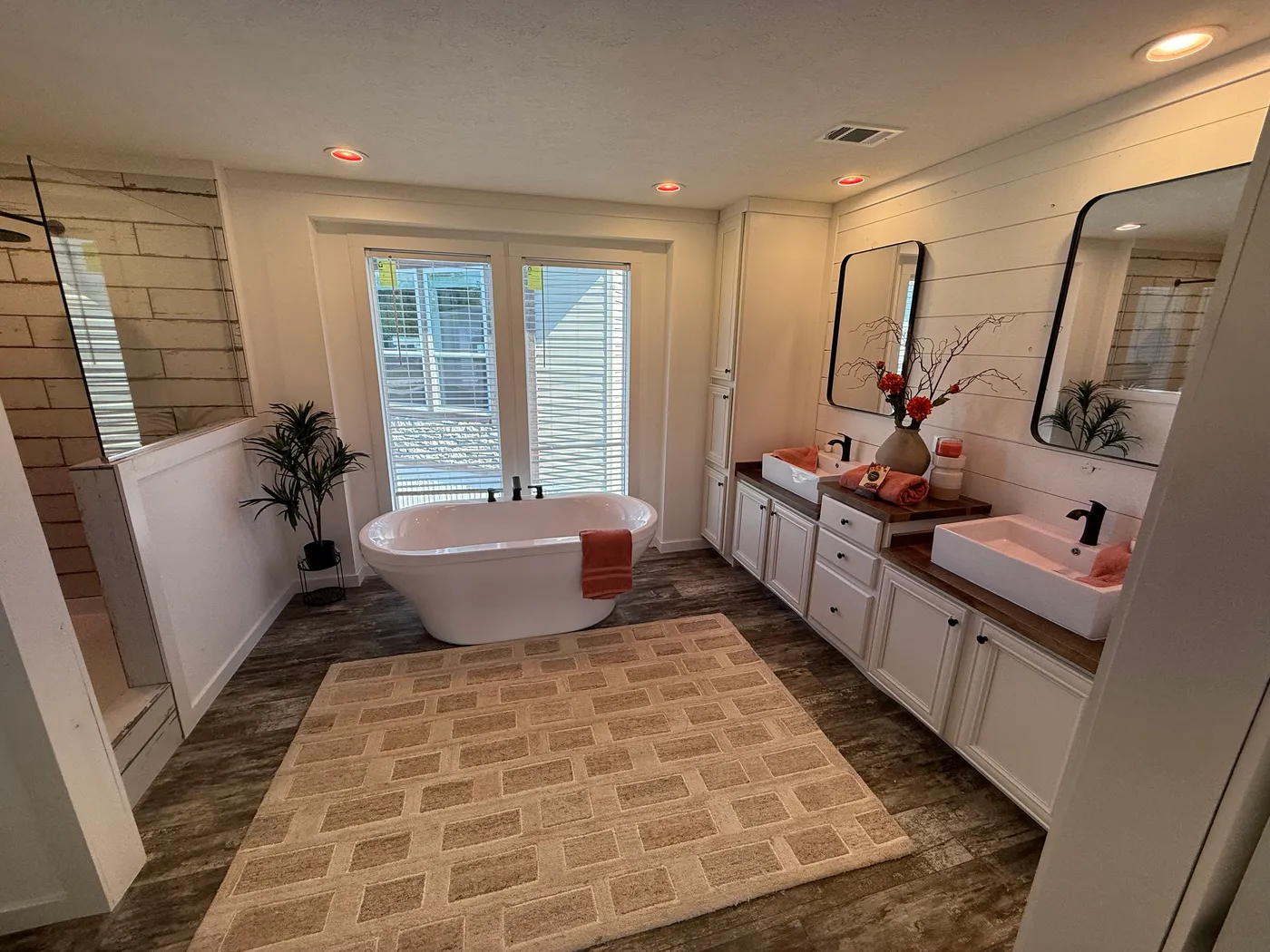 Primary bath