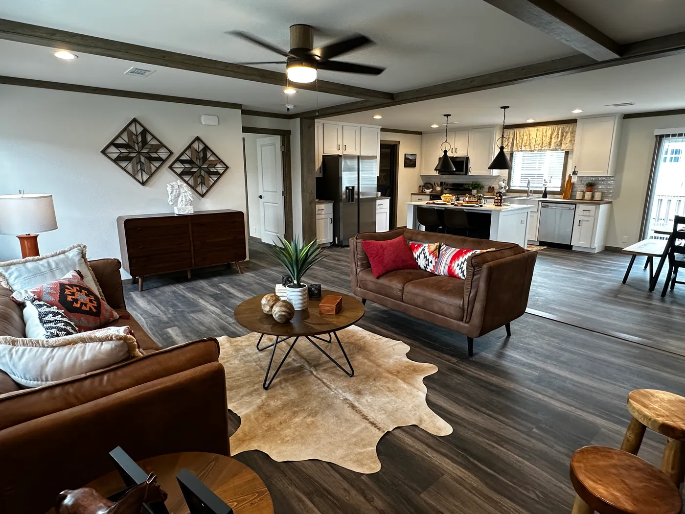 Home on Sale! Tape and Textured, built in fireplace, Quartz Island, Walk in Pantry, Mud Room