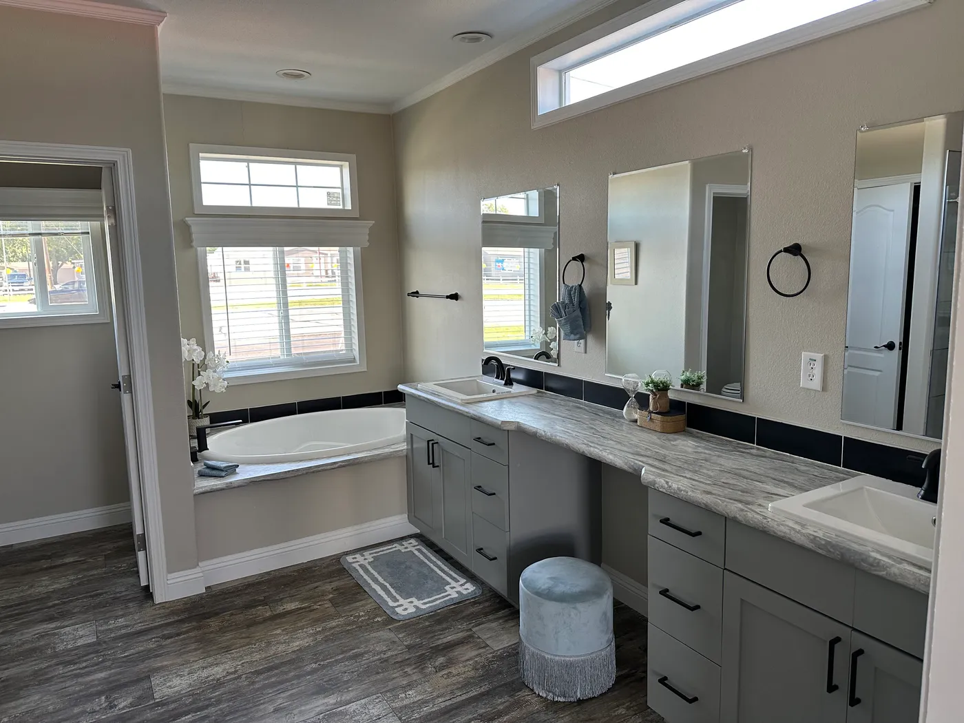 Master Bathroom with Soaker Tub