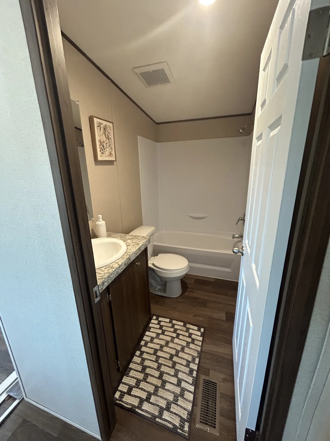 Hall bath 