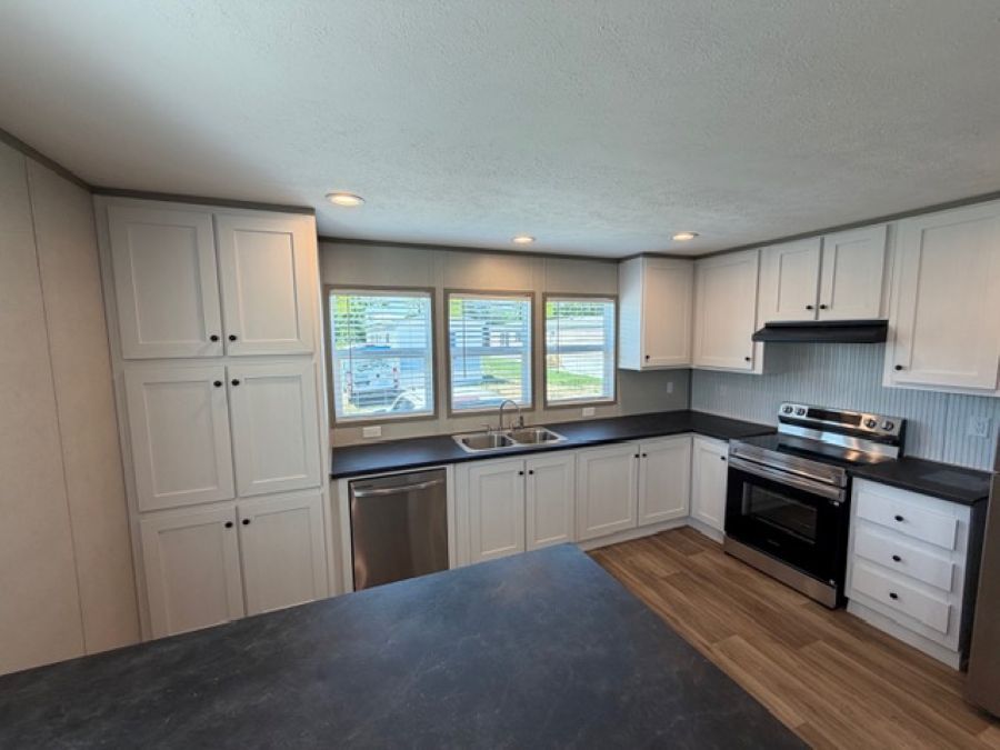 End Kitchen