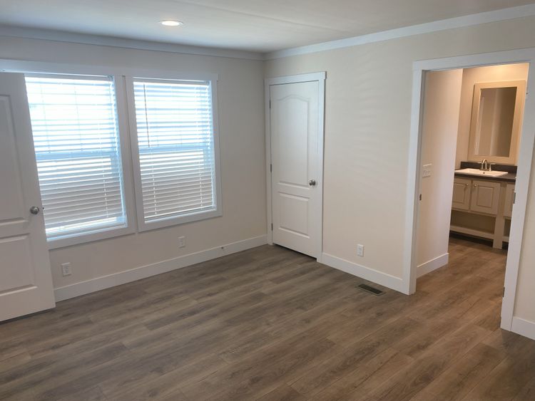 2284 Solsbury Hill 7616 Tempo