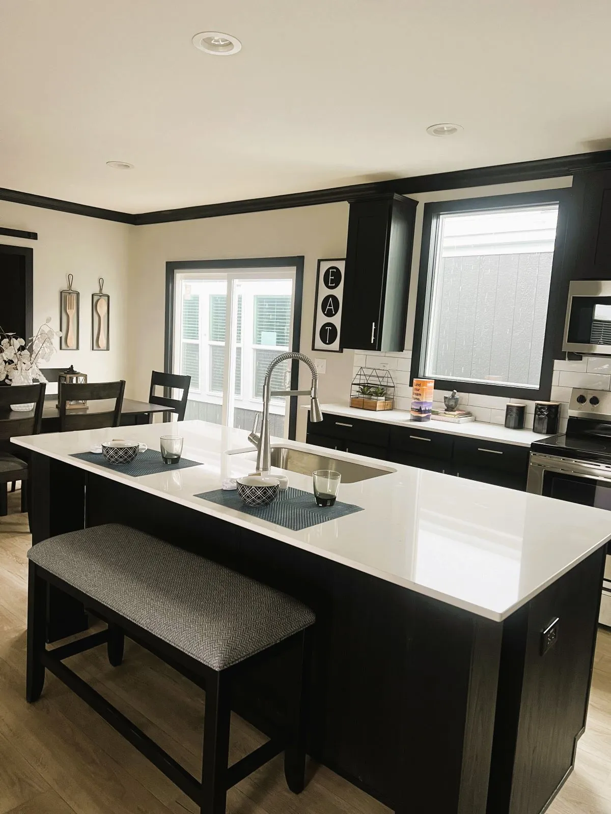 Beautiful Island Kitchen