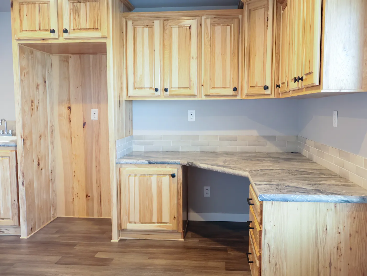 Utility room with office/hobby space attached