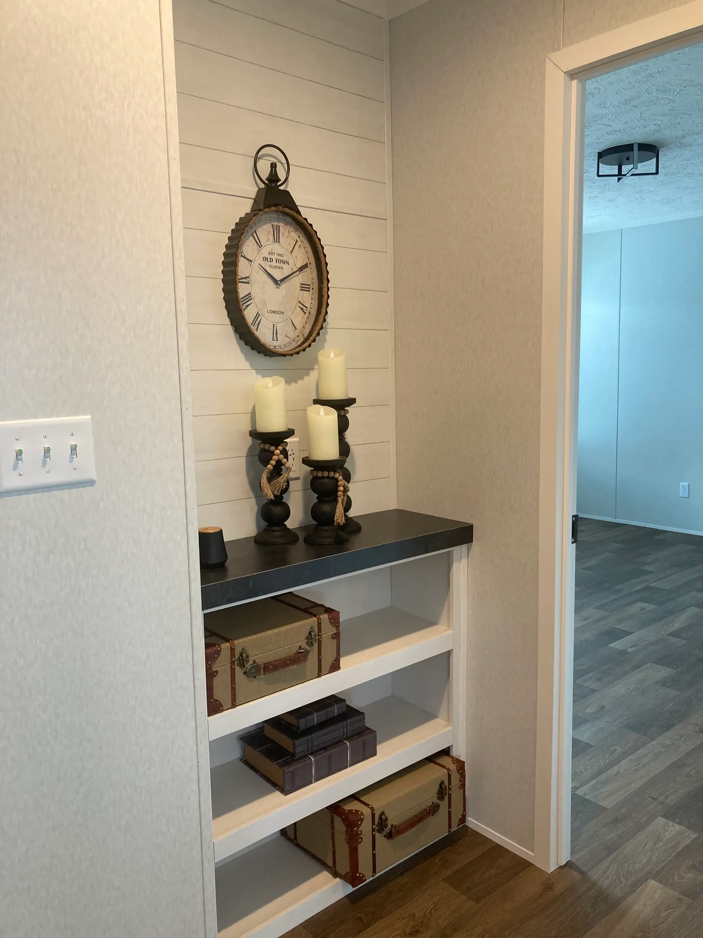 Built in bookcase!