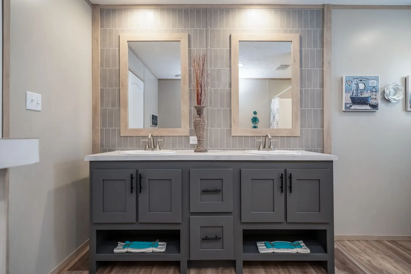 Master bath 