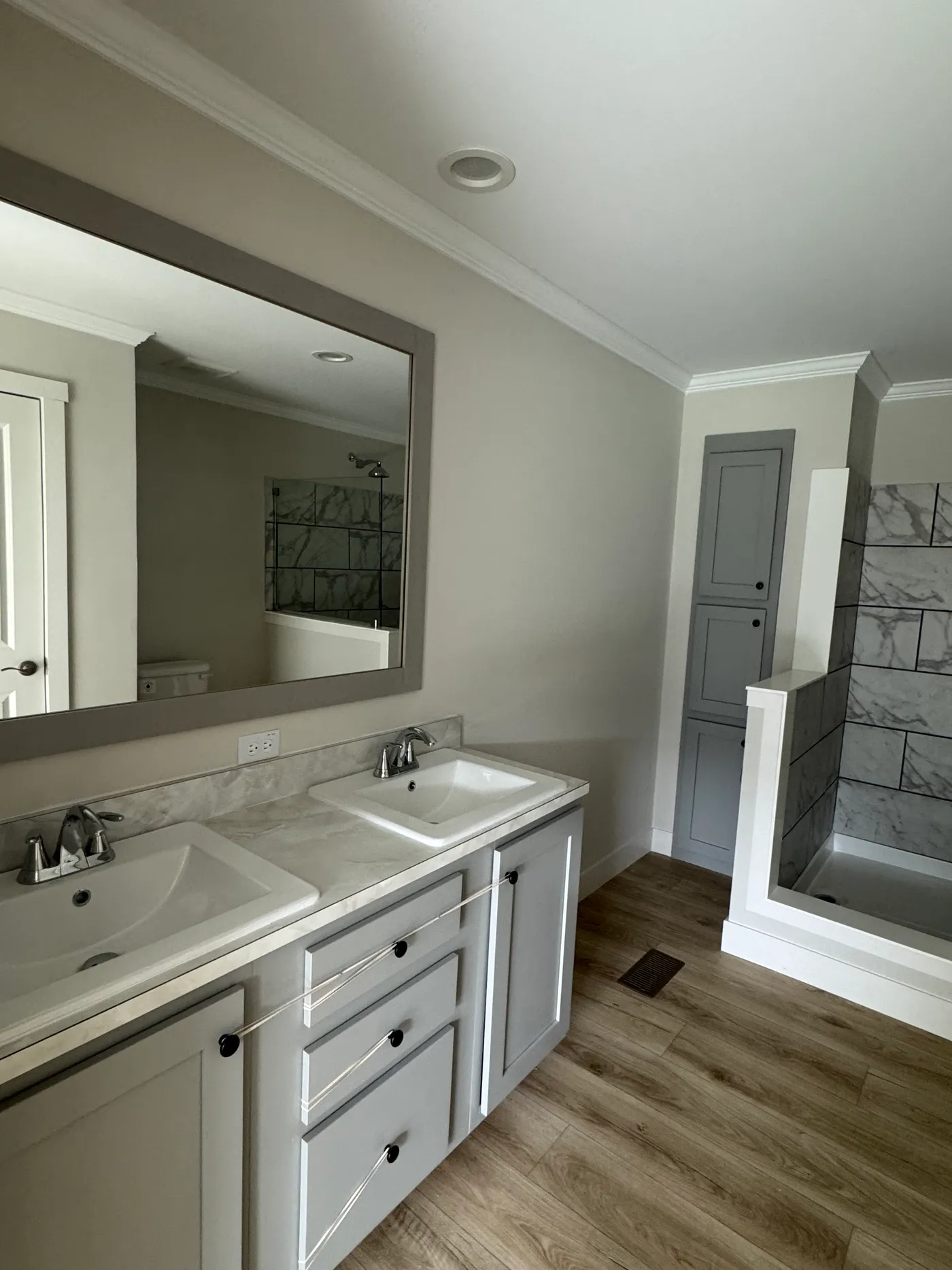 Primary Bath Layout. Double Vanity. 