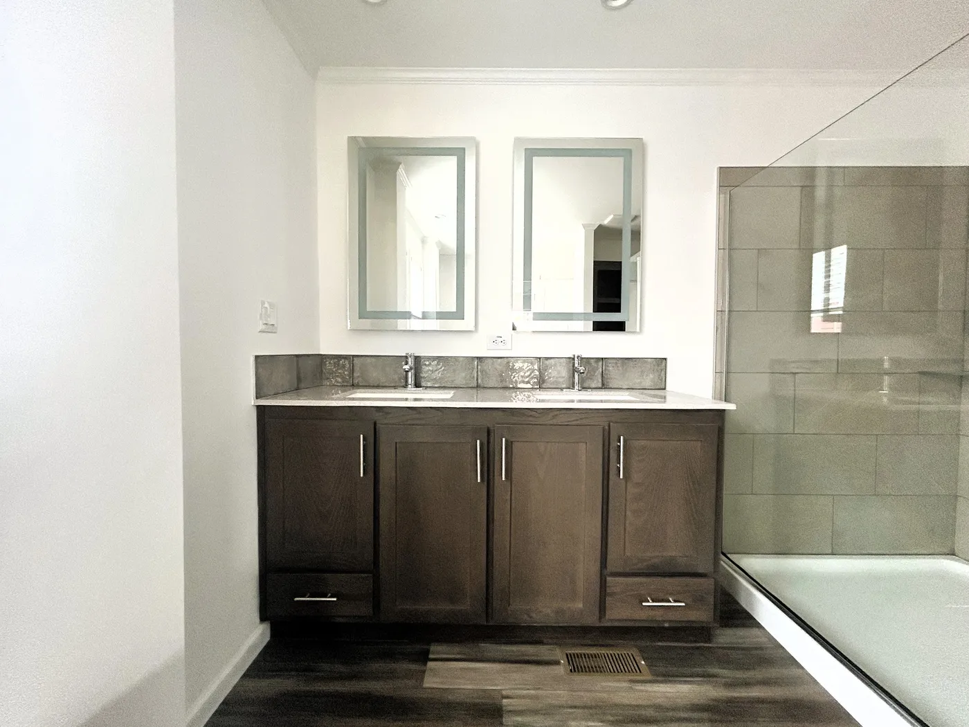 Dual sinks, enough said! :) 