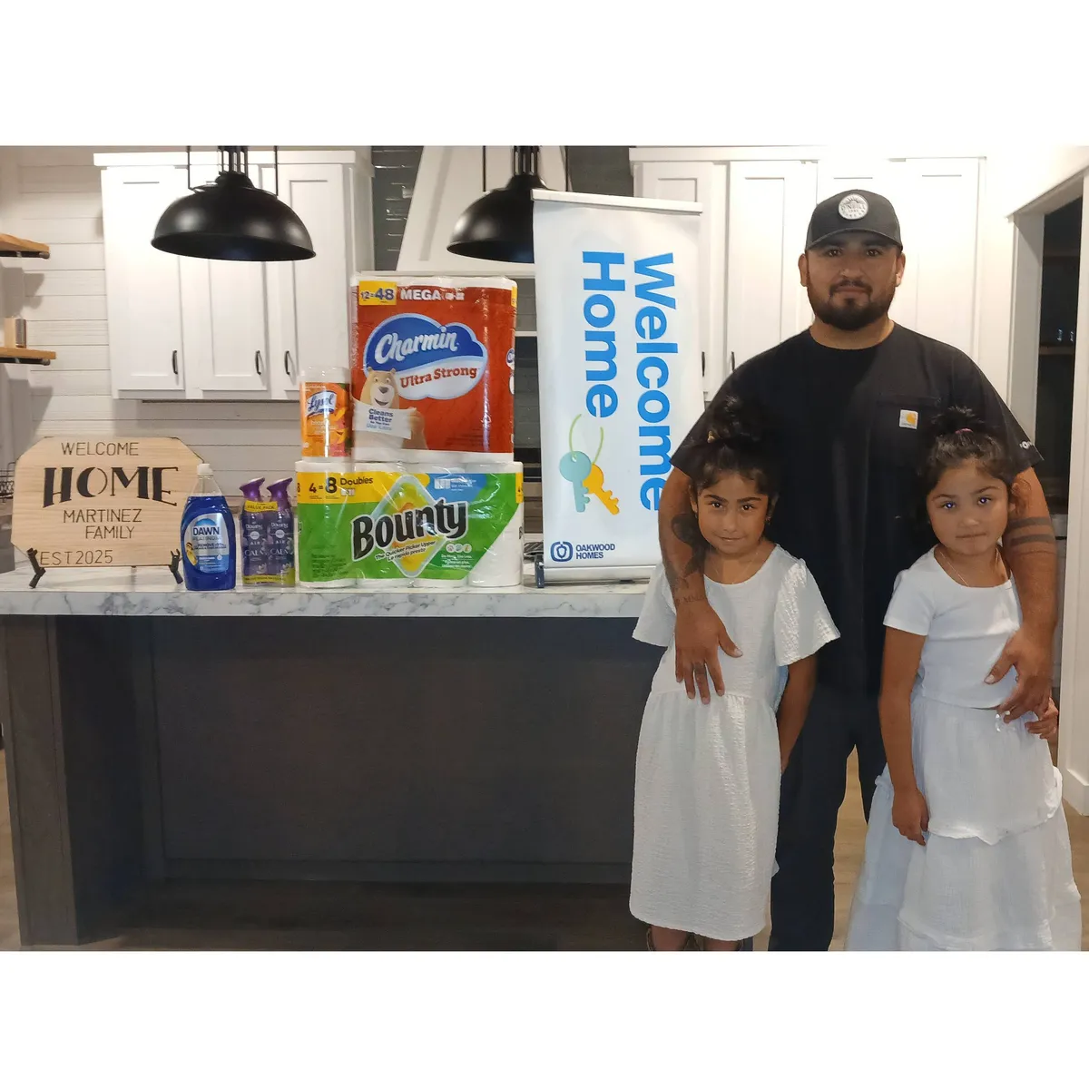 CHELSEA LEIGH DILLS M. welcome home image