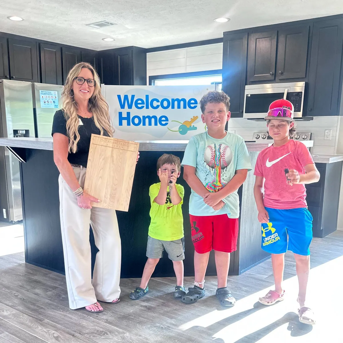 AARON S. welcome home image