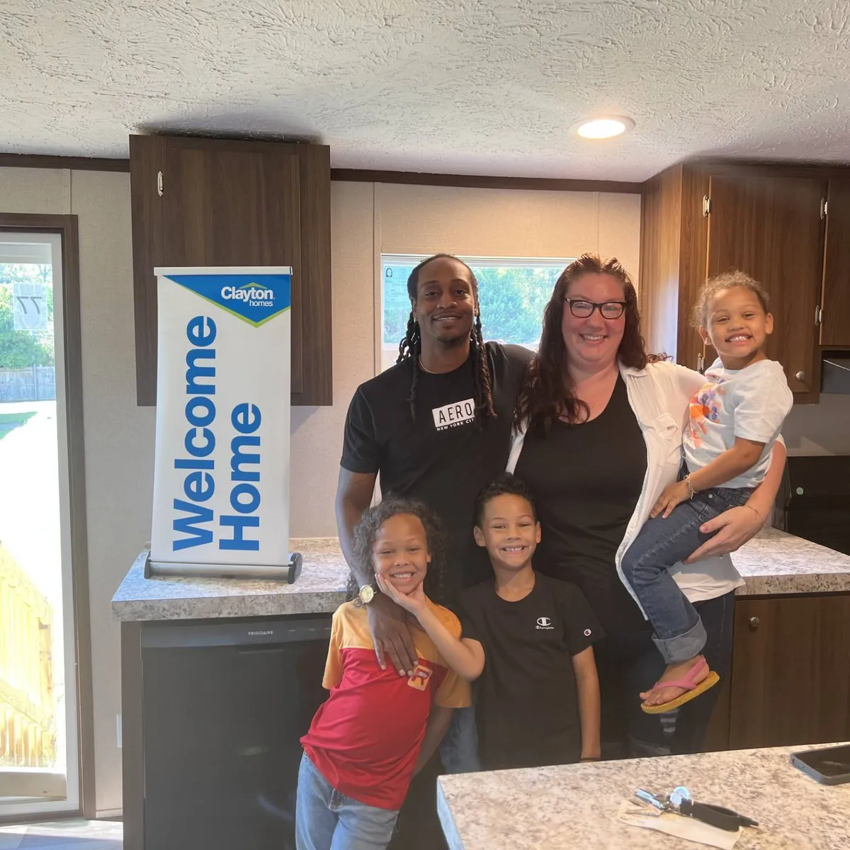 VICTORIA D. welcome home image