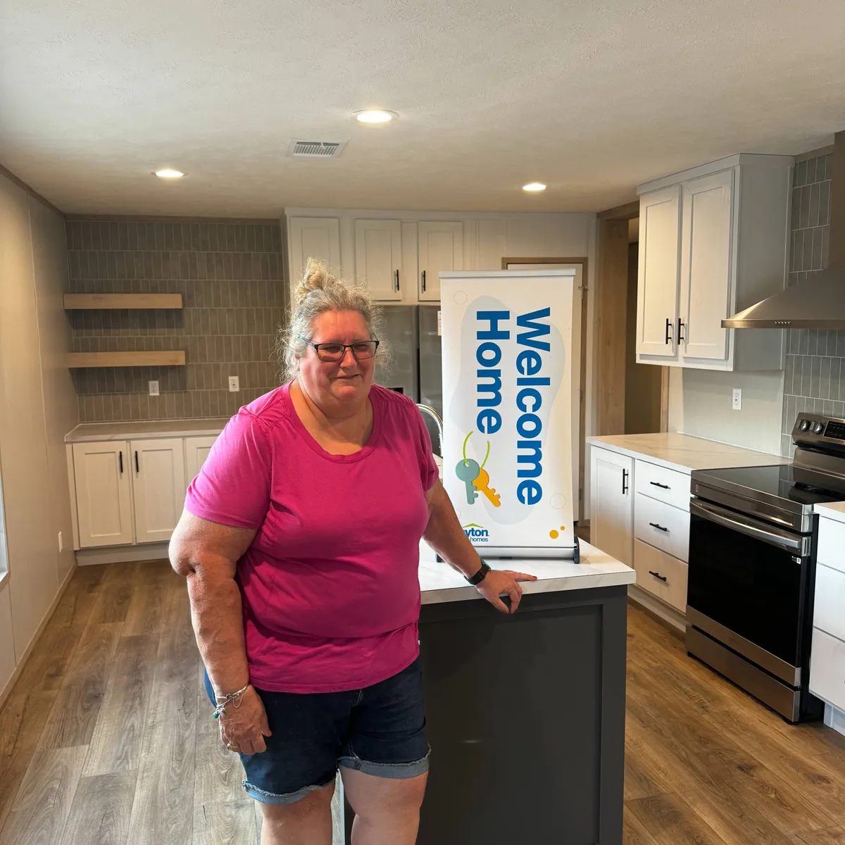 PATRICIA R. welcome home image