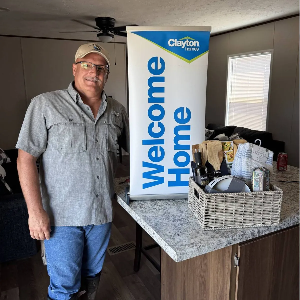 PAUL ASHLEY W. welcome home image