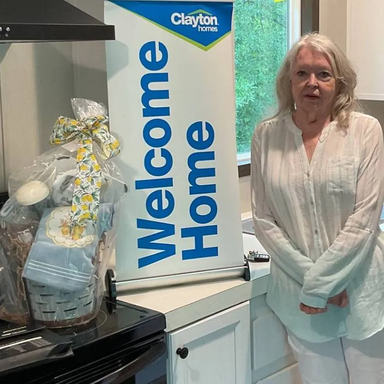 CHRISTOPHER H. welcome home image