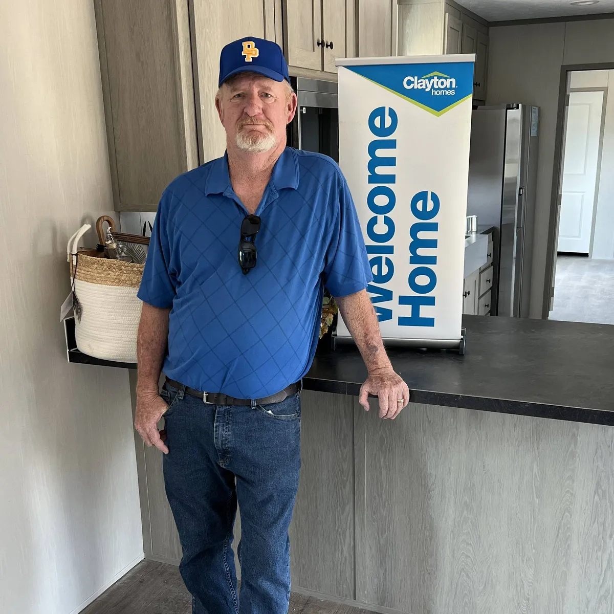 ERNEST ARTIE RAY W. welcome home image