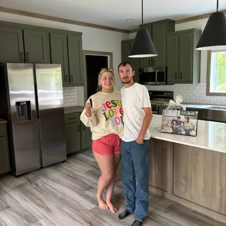 KYLIE R. welcome home image