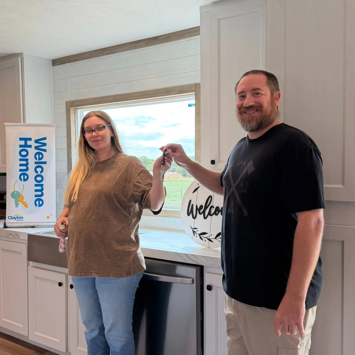 CHRISTOPHER R. welcome home image