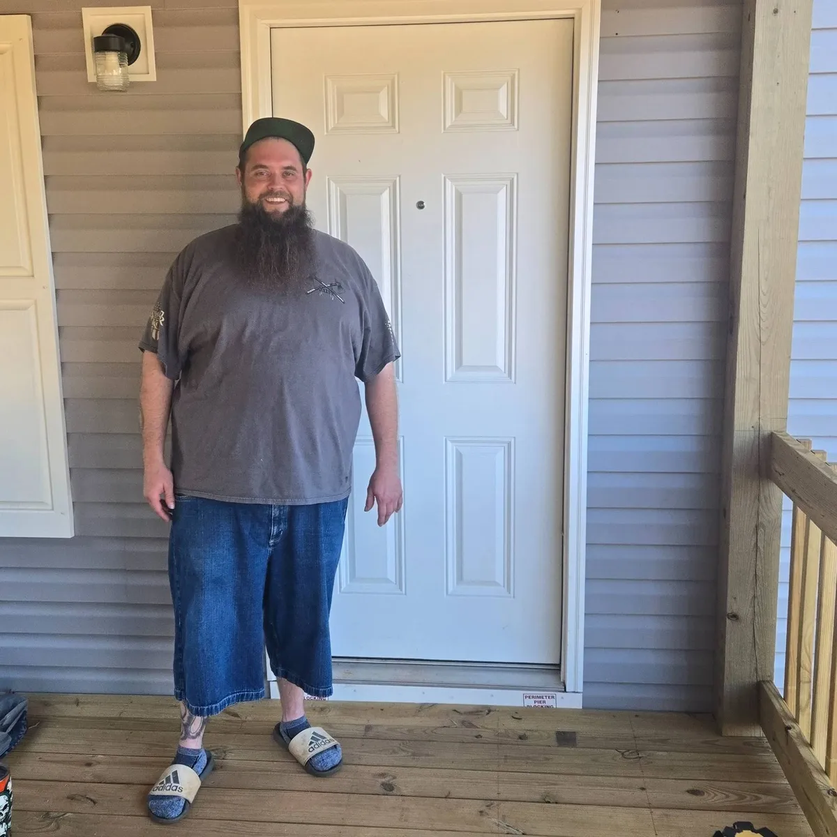 AARON W. welcome home image