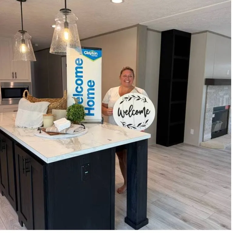 LORI F. welcome home image