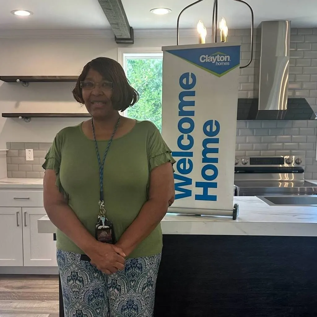 RENEE G. welcome home image