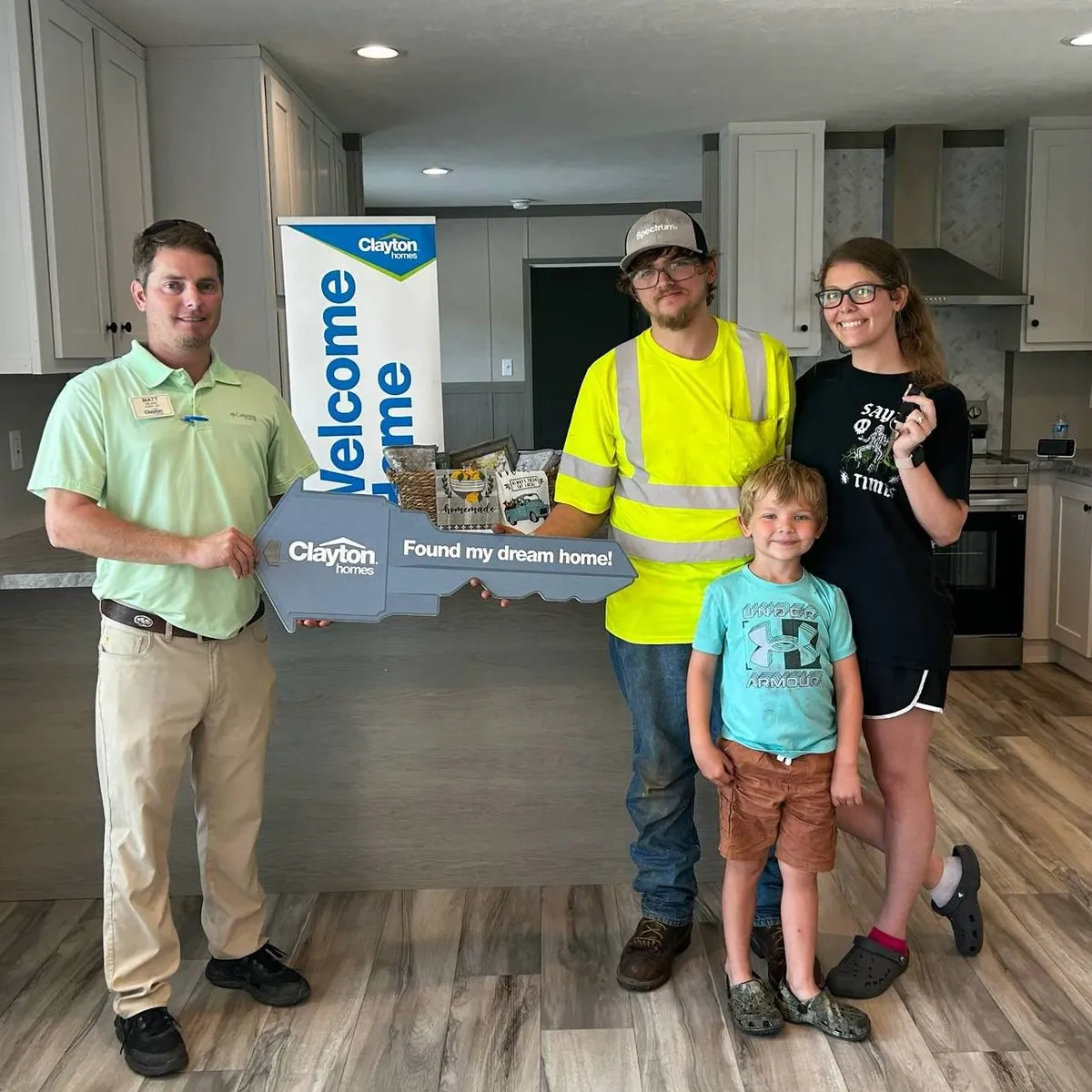 CHRISTOPHER S. welcome home image