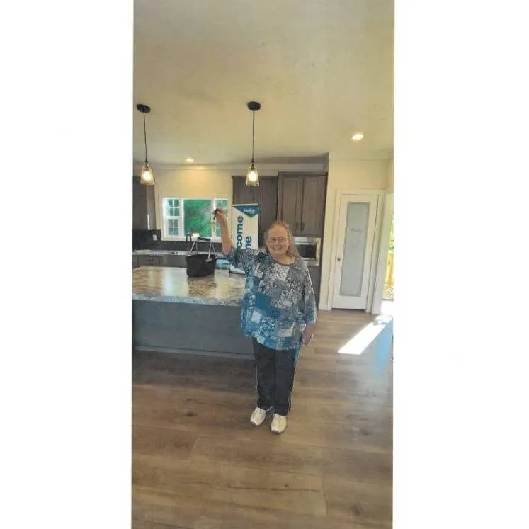 Rebecca B. welcome home image