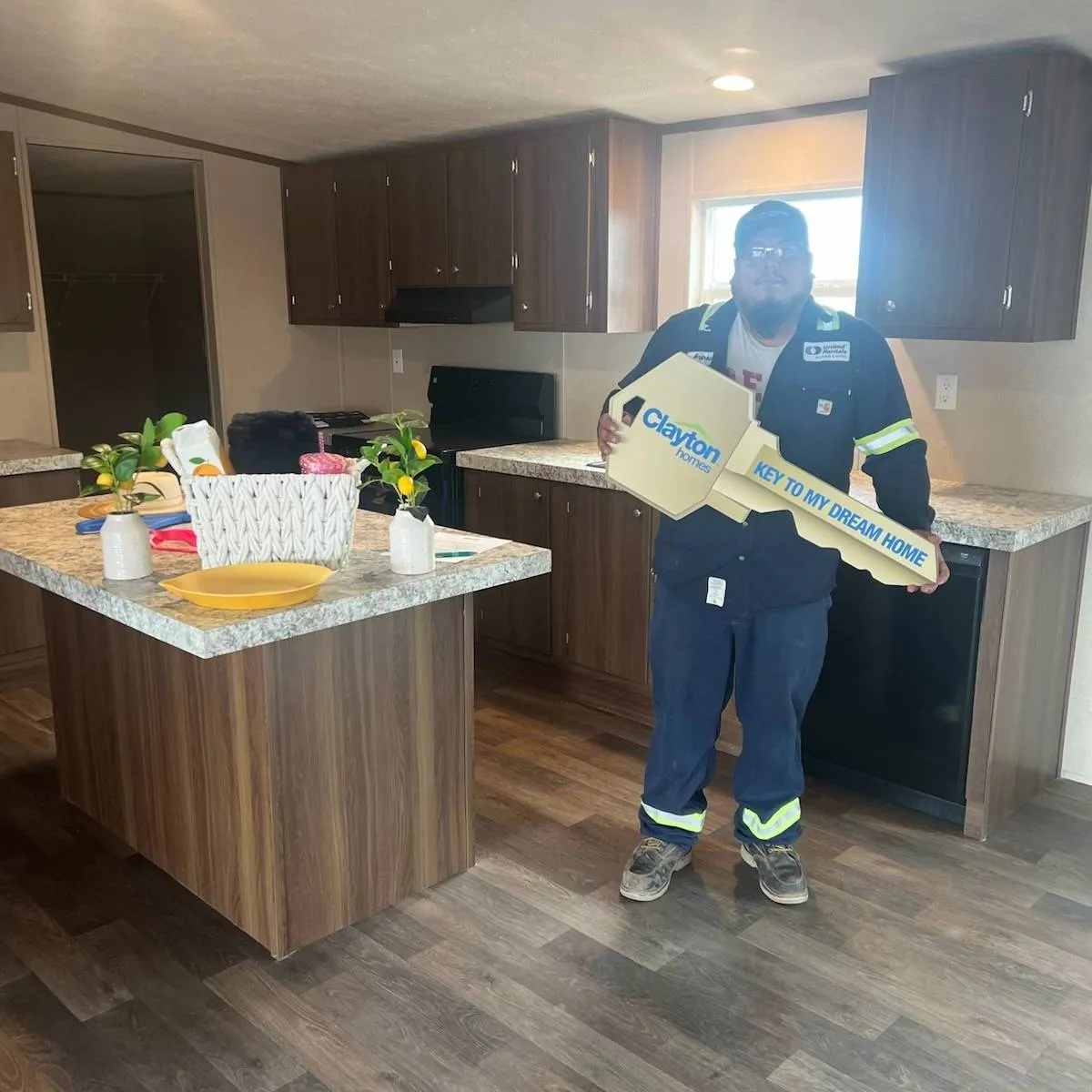 ANDREW M J. welcome home image