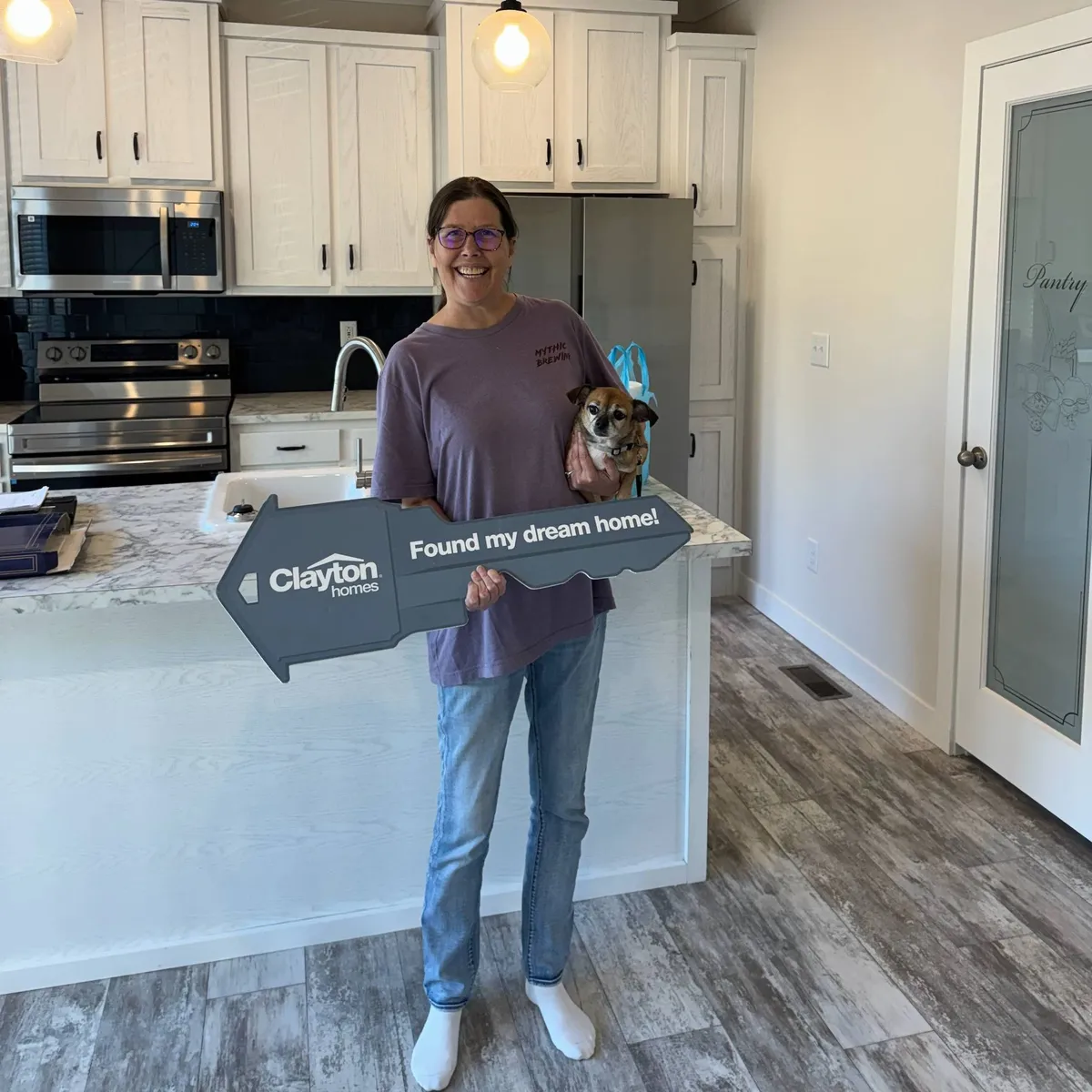 PAULA P. welcome home image