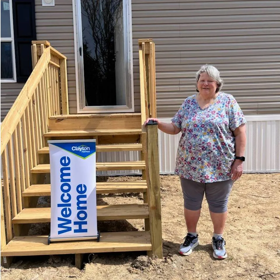 CAROL L. welcome home image