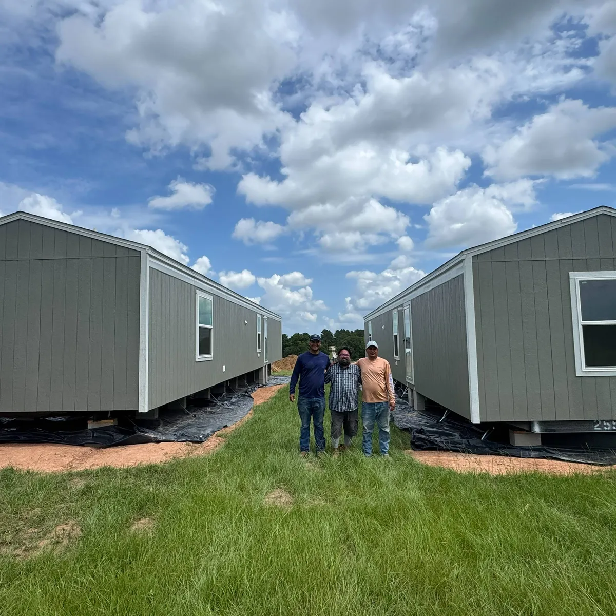 MARTINEZ FARMS L. welcome home image