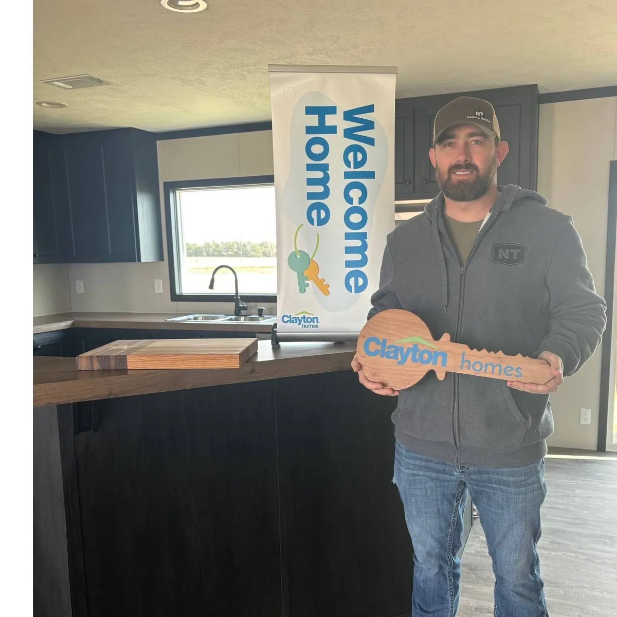 CORNI W. welcome home image