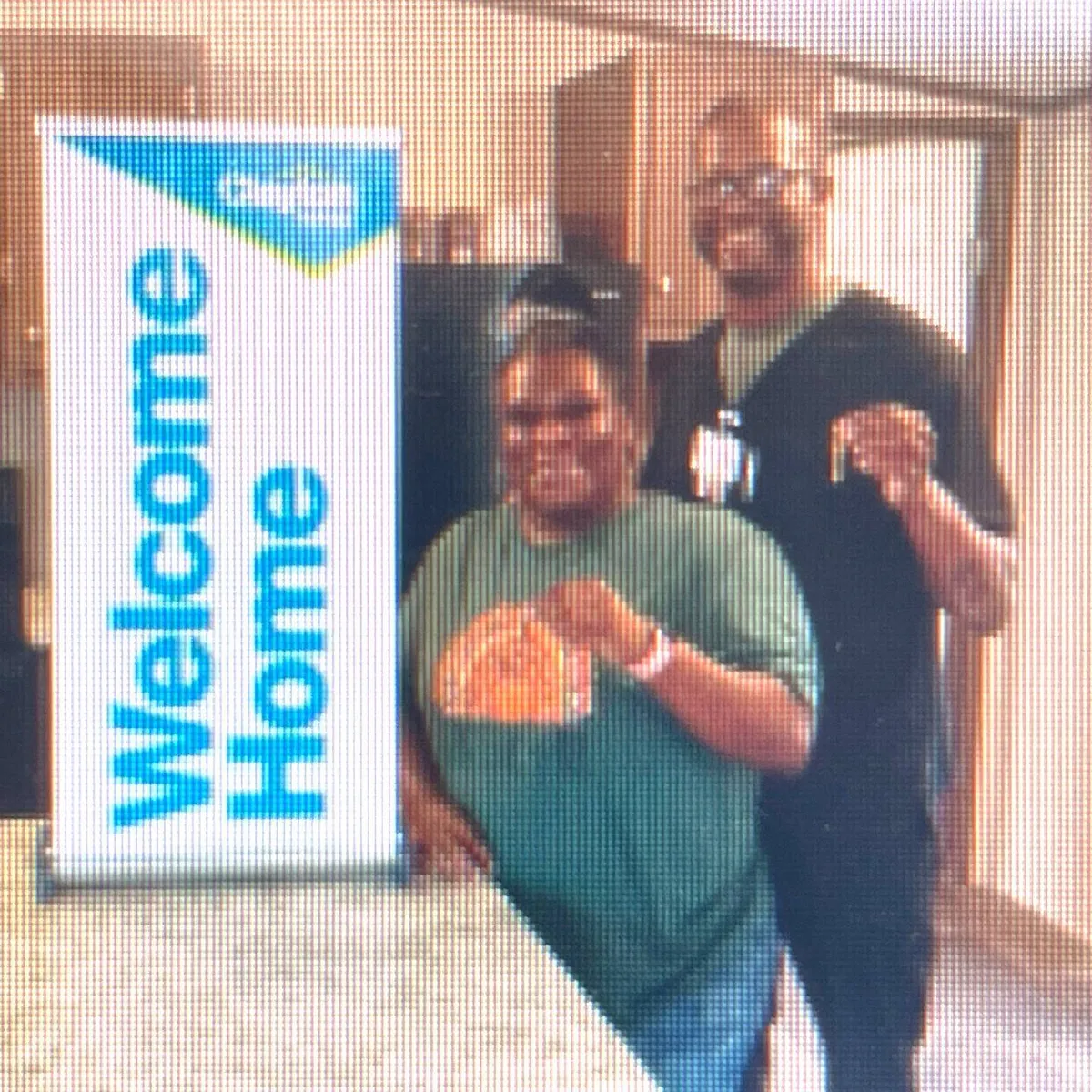 YUSCHICA W. welcome home image