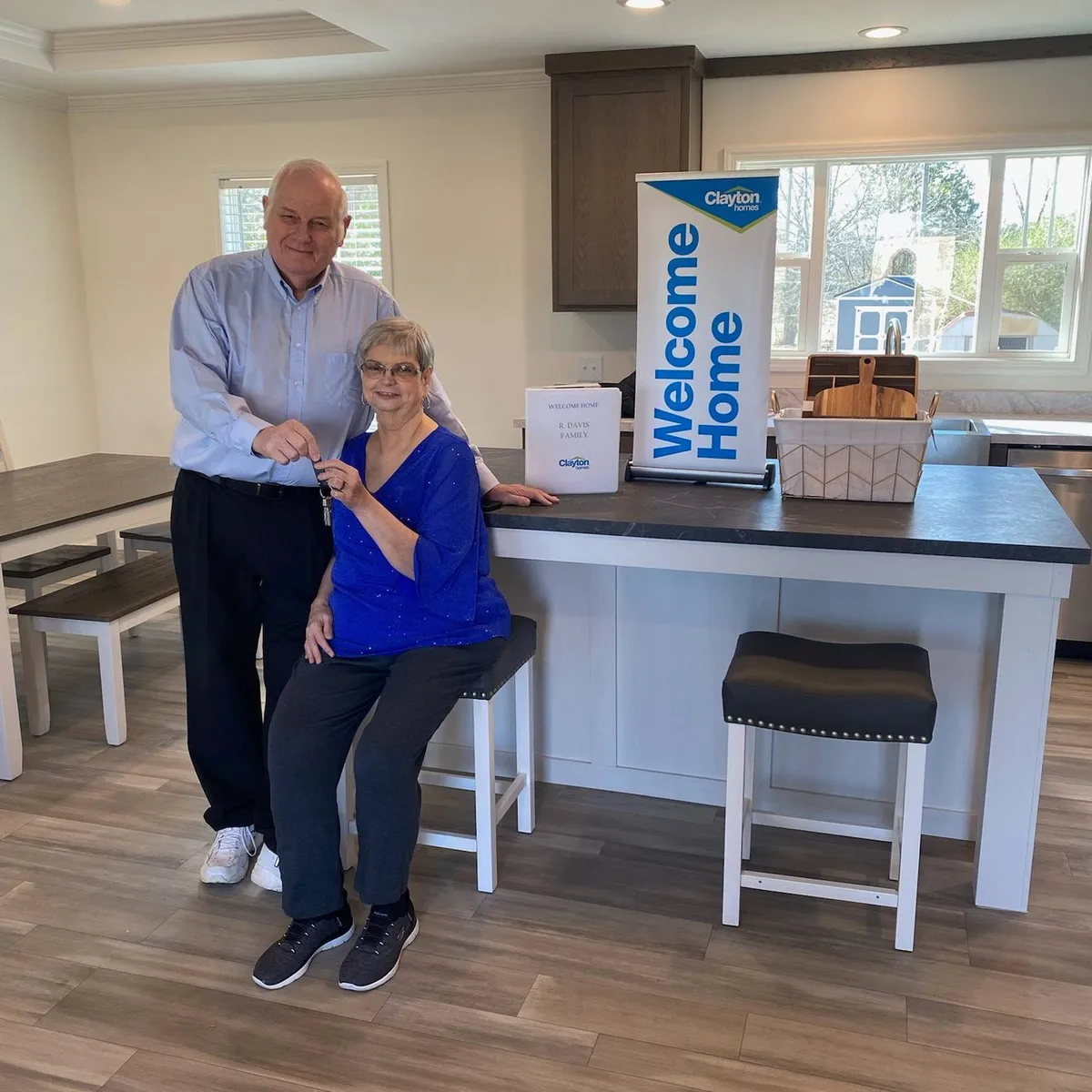 RONNIE D. welcome home image