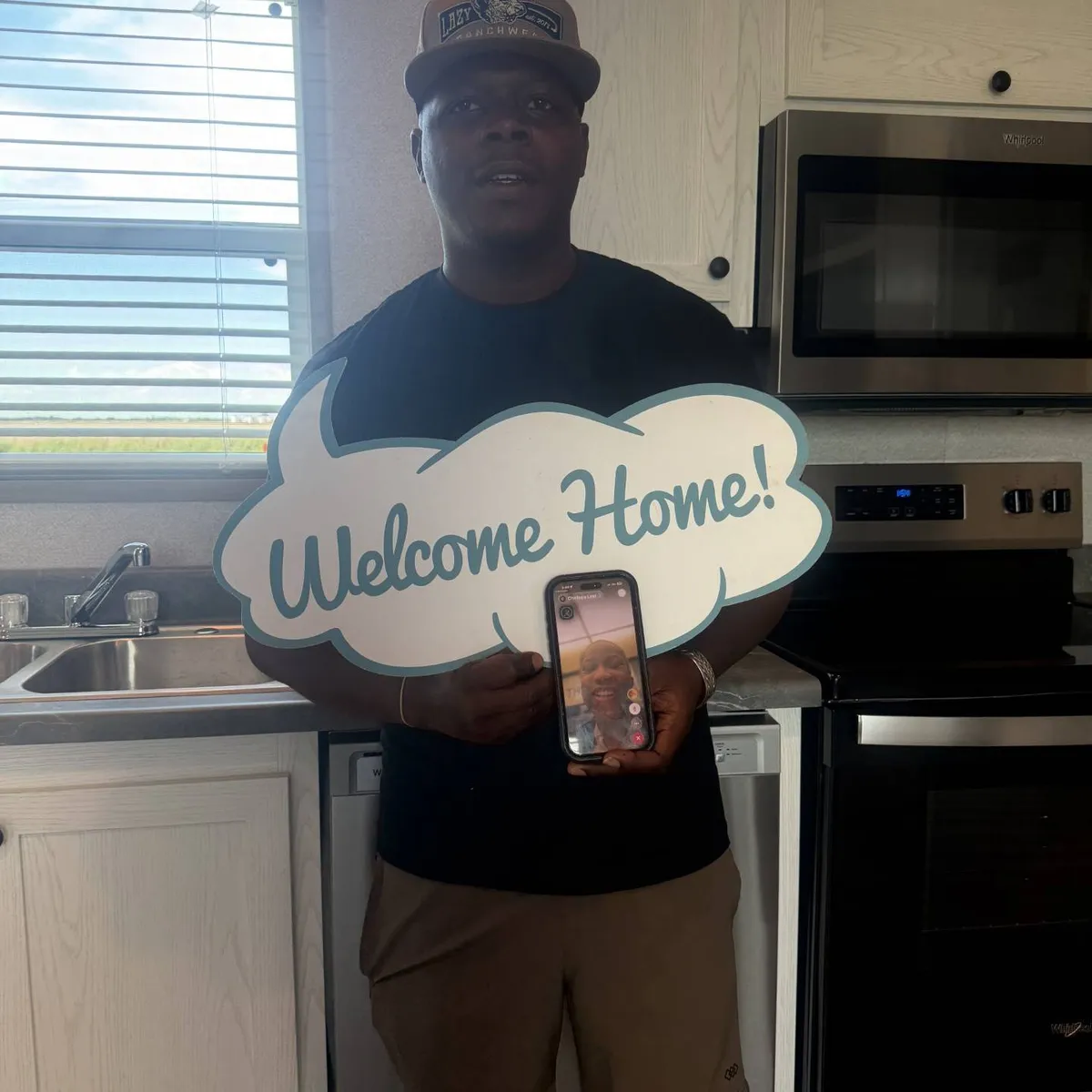 CHELSEA L. welcome home image